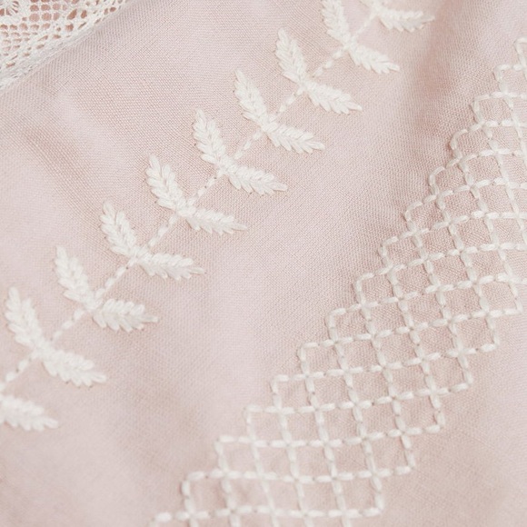 Mango Embroidered Linen Cotton Blouse Balloon Sleeve washed pink sz med/6 - Picture 3 of 13